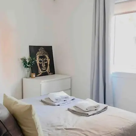 Apartment - 1 Bedroom *
