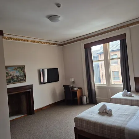Hotell Douglas 3*