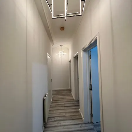 Garturk Street Bright Modern Ground Floor Flat Queens Park Strathbungo Area * 格拉斯哥