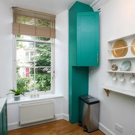 Lovely Spacious 2 Bed Flat Γλασκώβη