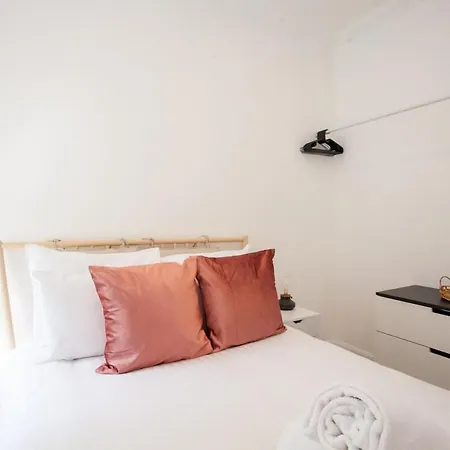 Stunning Flat In West End Location Глазго