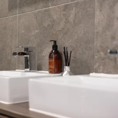 Villa Extravagant 6 Bed Victorian Townhouse With Hot Tub