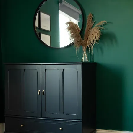 Extravagant 6 Bed Victorian Townhouse With Hot Tub Villa