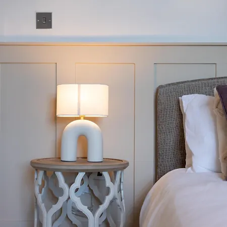 Villa Extravagant 6 Bed Victorian Townhouse With Hot Tub Glasgow