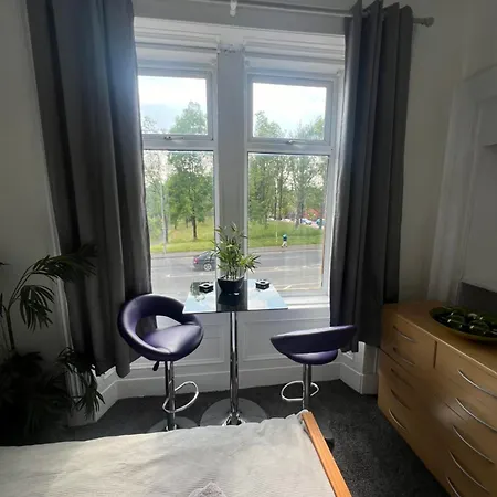 North-west Aparthotel