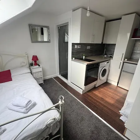 Aparthotel North-west Glasgow