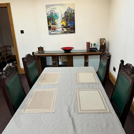 度假居 2-bed Sleeps 4 10 Mins To Centre 格拉斯哥