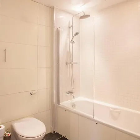 With River View Next To Hydro *