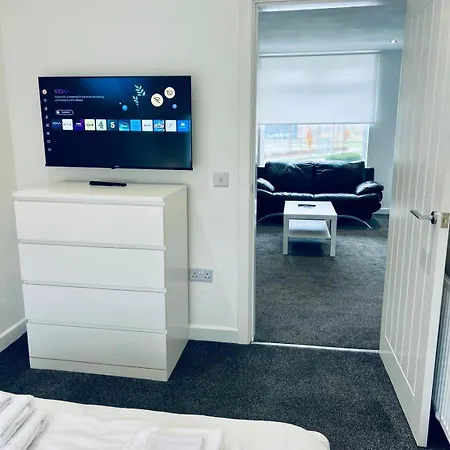 Lägenhet Modern 2 Bedroom House With Loft Conversion *