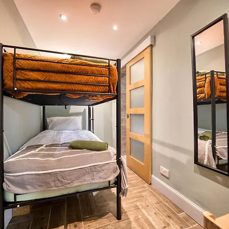 Stylish 3-bedroom In