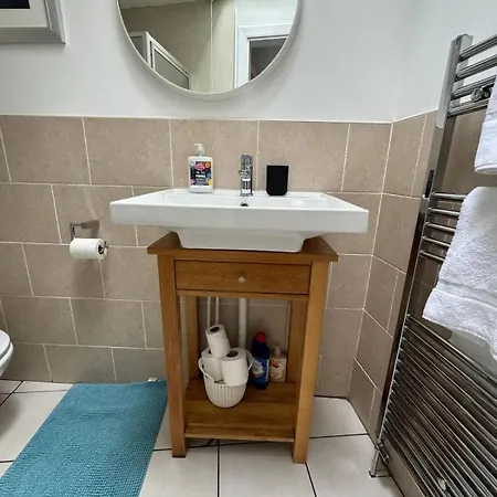 بيت للعطل Angel Mews In Heart Of West End *