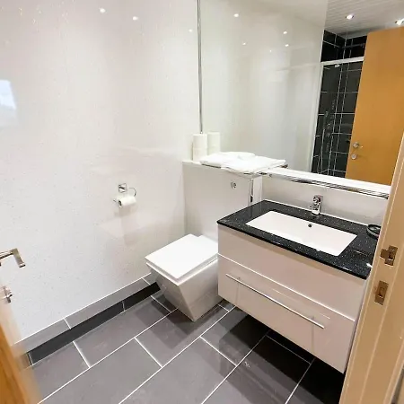 2bd Near Hydro Secc Centre Great Location