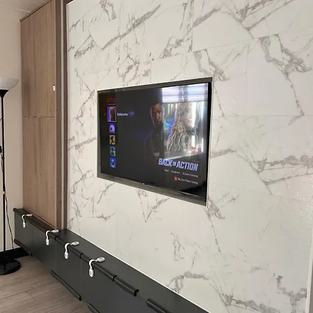 Modern Apartment-sleeps6-parking-seft Check In *