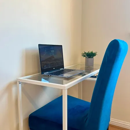 Апартаменты Sleek & Modern 2br - Easy Access To Centre
