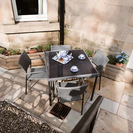 דירה Elegant West End Flat In גלאזגו