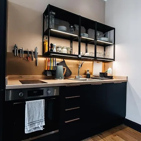 Апартаменты Fresh Stylish West End Flat Глазго
