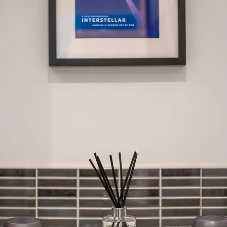 Stylish Finnieston Centre Free Parking Glasgow