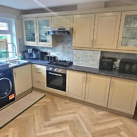 Hébergement de vacances Spacious 3 Bed In With Free Parking Glasgow