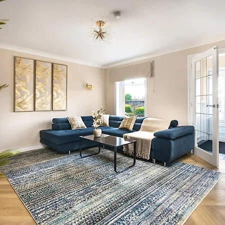 Hébergement de vacances Spacious 3 Bed In With Free Parking *