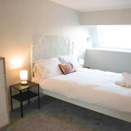 아파트 The Stables - Fabulous Stylish Flat In Merchant & Free Secure Parking *