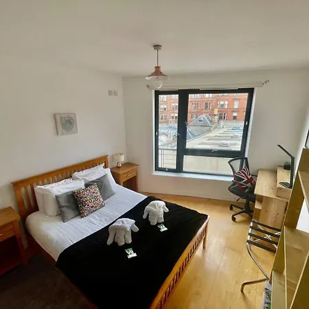 Perfect Location In Heart Of West End Pass The Keys Appartement Glasgow