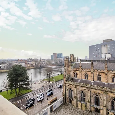 Lägenhet Metropolitan St Andrews Cathedral View Pass The Keys Glasgow