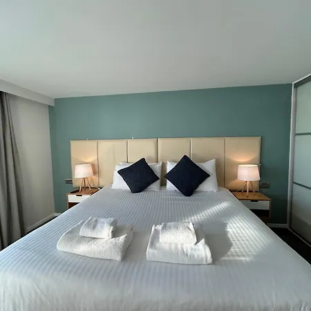 Tolbooth By Principal 아파트