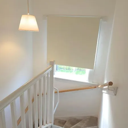 펜션 - Beautiful Two Bedroom House In & Free Parking 글라스고