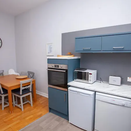 Newly Renovated Flat In Trendy Finnieston Apartmán