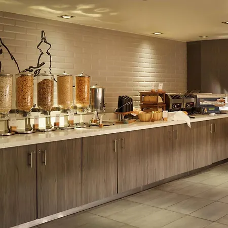Doubletree By Hilton Hotel