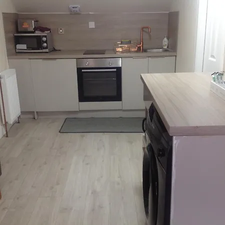 Apartman Busby Apartments