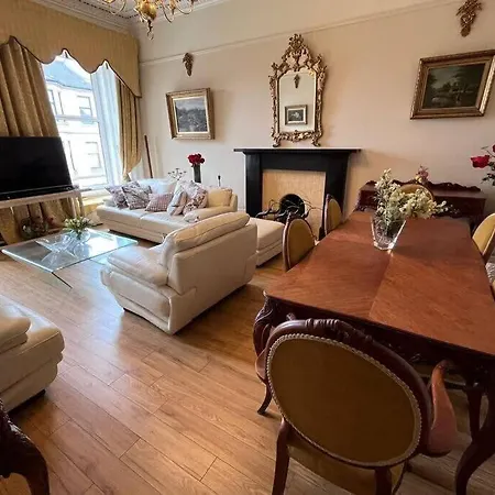 Wonderful 3 Bed West End Flat Apartamento Glasgow