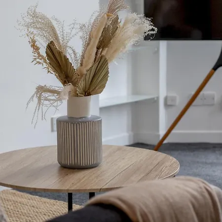 Pass The Keys In South 公寓