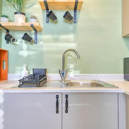 公寓 3-bed Flat Free Parking 10 Mins To Centre *