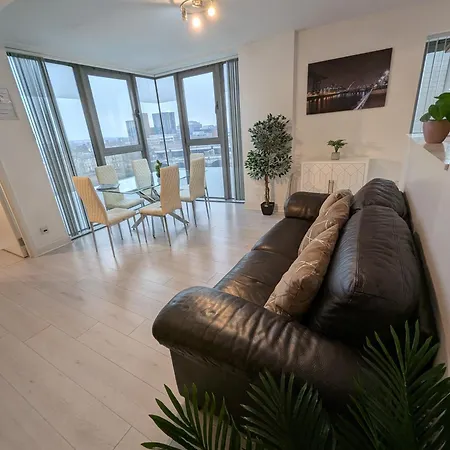 Centre Waterfront Apartamento