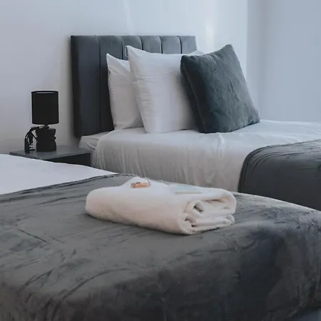 Appartamento Stylish 3br Near Hampden No 29 With Free Parking