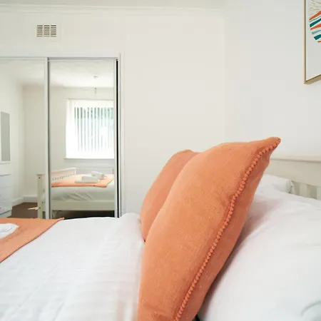 1 Bdr By Caledonia Luxe Short Lets & Serviced Appartement