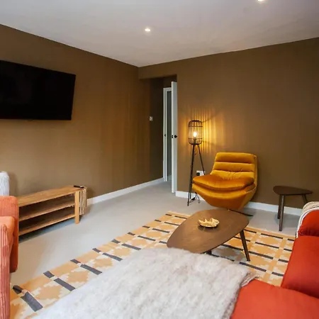 Newly Renovated House In Popular Location