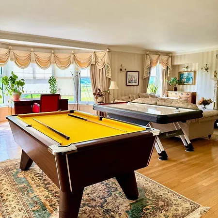 Finn Village Loch Lomond - The Black With Private Jacuzzi-style Bath 홈스테이 *