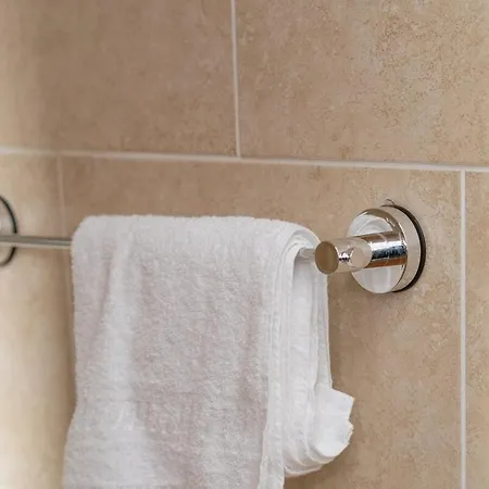 Clydebank 2 Bedroom Апартаменты Глазго