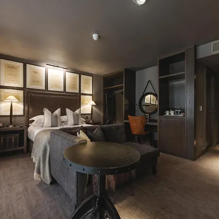 Hotel Dakota 4*