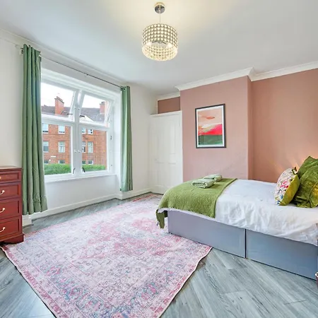 2br Shawlands Free Parking Great Location * Γλασκώβη