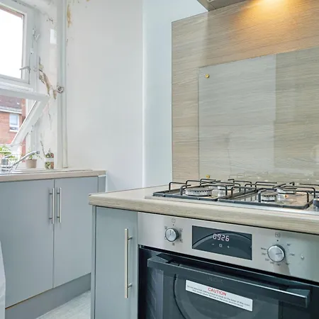 Comfortable 2br With Free Parking