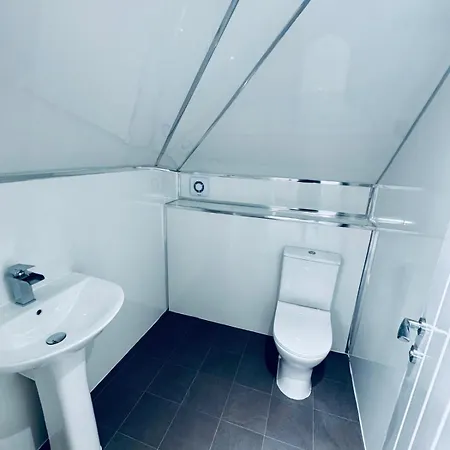 アパート Modern 2 Bedroom With Extra Loft Bedroom グラスゴー