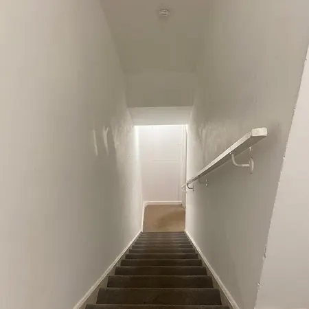 Private In West End *