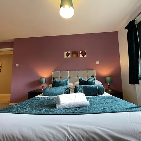 Cozy Nights - Cambuslang 1/64 Daire Glasgow