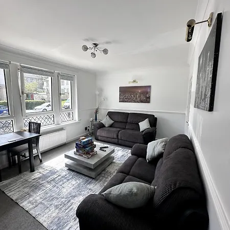 Luxury House In グラスゴー