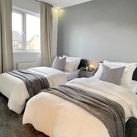 Elegant 3br House In * Глазго