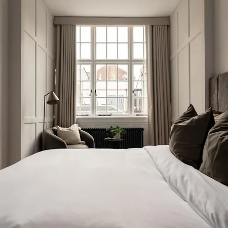 Moment Blythswood St Appart hôtel 3*