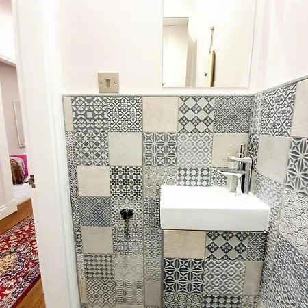 Unique Victorian In דירה *